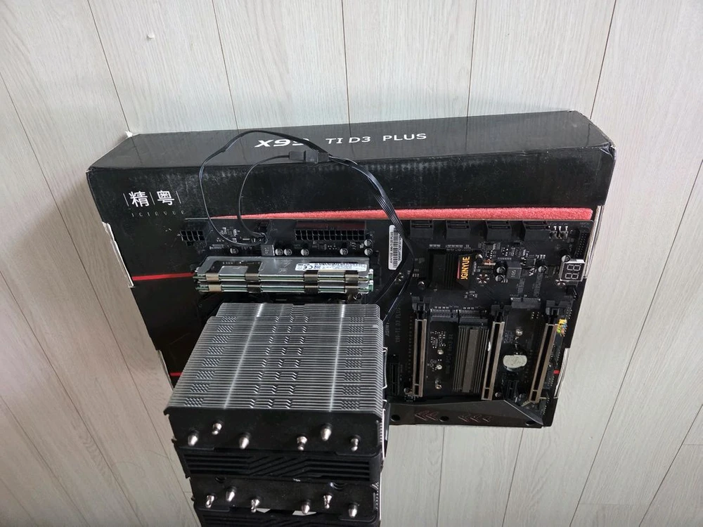 X99+2696v4+쿨러+ddr3 128g 세트 이미지