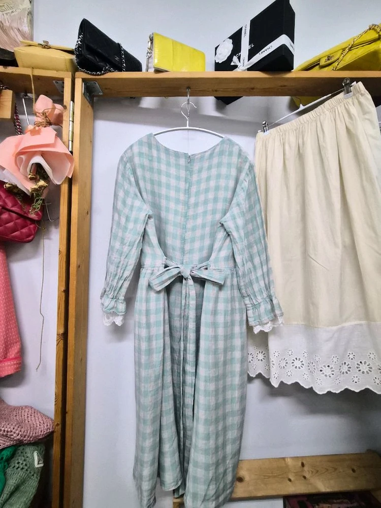 자라 면린넨 고방 체크 박시 원피스. 레이스이너스커트 이미지