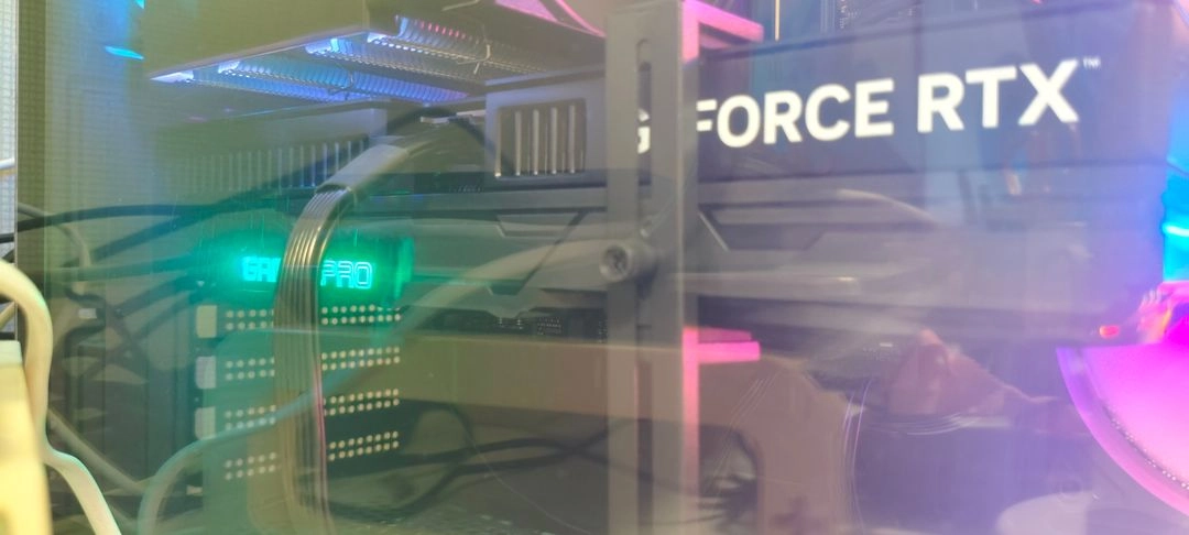 고성능 게이밍/AI PC 본체 (9800x3d, RTX5080, 32GB, 2TB, 1200W) 이미지