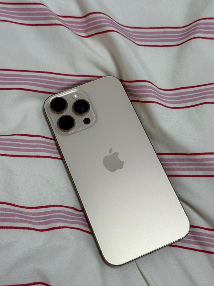iPhone 16 Pro Max 데저트 티타늄 1TB 풀박스 (미국 공홈 구입) 팝니다. - 안심되는 중고거래
