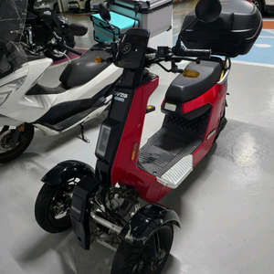 삼륜 전기스쿠터 이미지