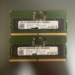 마이크론 DDR5 8GB 4800 램 8gb 두 개 판매합니다. 이미지