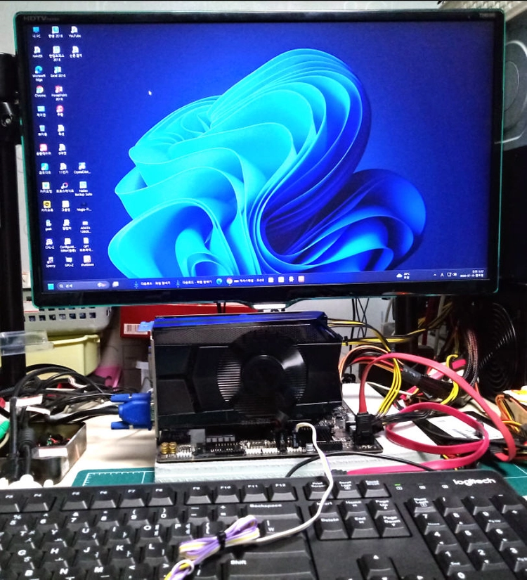 GTX650 1GB NVIDIA GeForce emTeK그래픽카드 이미지