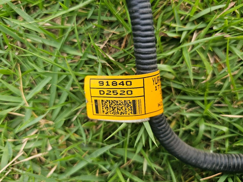 EQ900 후방감지센서 4개 배선일체 이미지