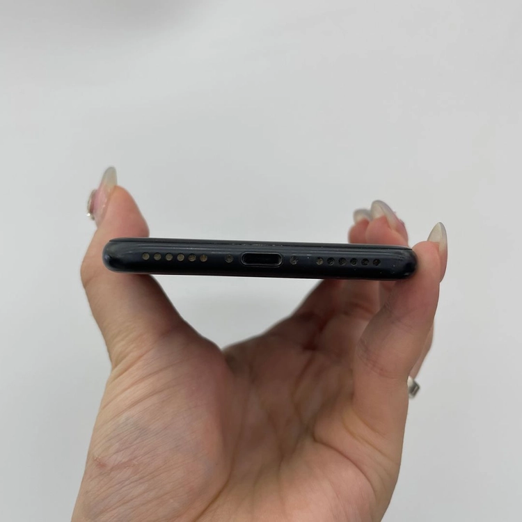 아이폰SE2 배터리81% 블랙 64GB 488056 울산중고폰 이미지