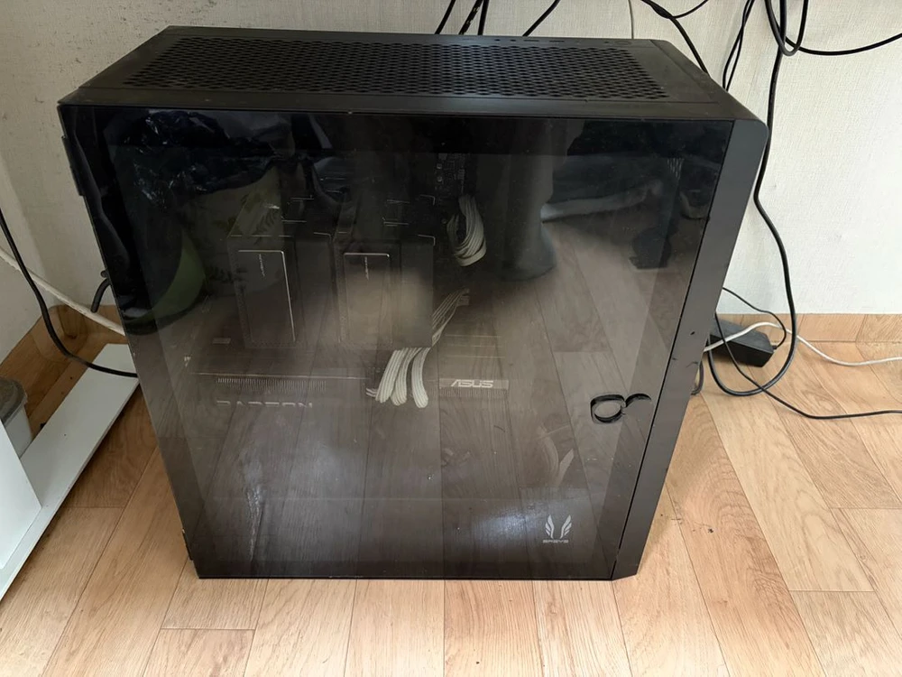 9800x3D, 9070xt, 48G, 4TB 완본체 팝니다 - 안심되는 중고거래