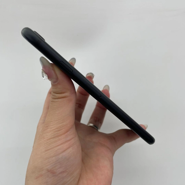 아이폰SE2 배터리77% 블랙 128GB 488469 울산중고폰 이미지