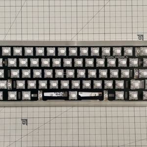베놈60HE RGB 레제라 아크릴 빌드 이미지