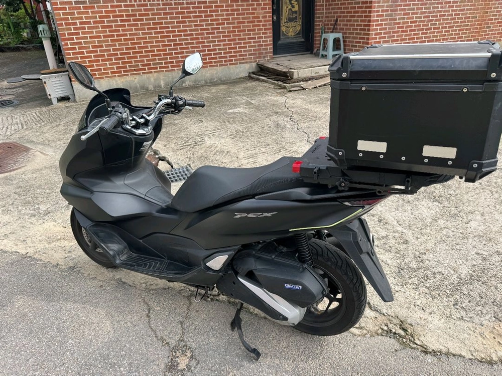 혼다 pcx125 24년 abs 짧은키로수 배달풀셋팅 이미지