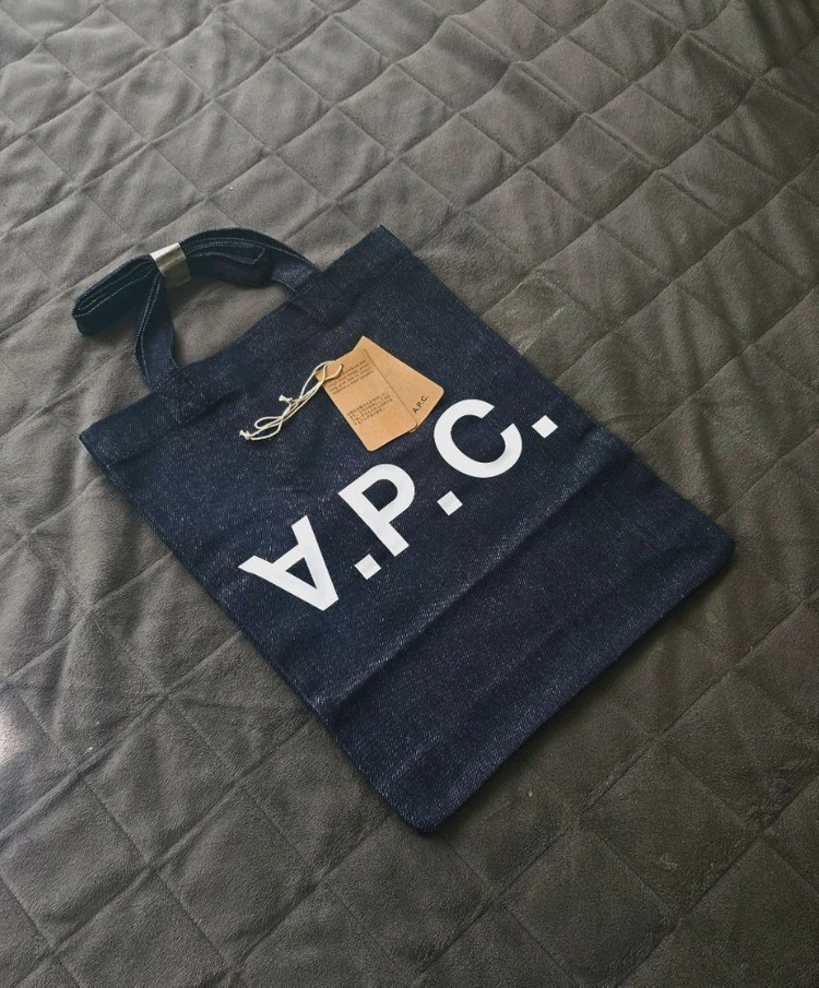 아페쎄 APC 로르 데님 에코백 토트백 가방 단순 개봉(실착 X) 이미지