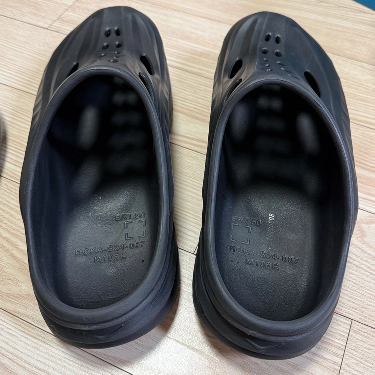 HOKA 오라 리커버리 뮬 블랙 280(US10) 이미지
