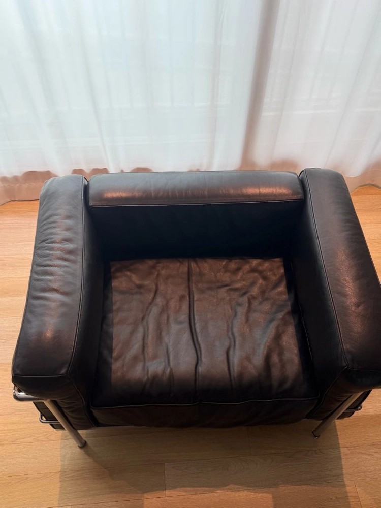 cassina lc3 까시나 1인소파 이미지