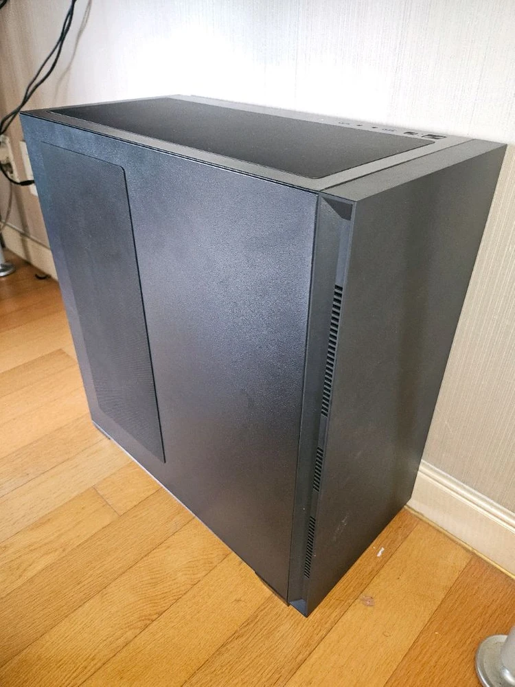 게이밍 데스크탑 컴퓨터 pc 1테라 + 4테라 - 안심되는 중고거래