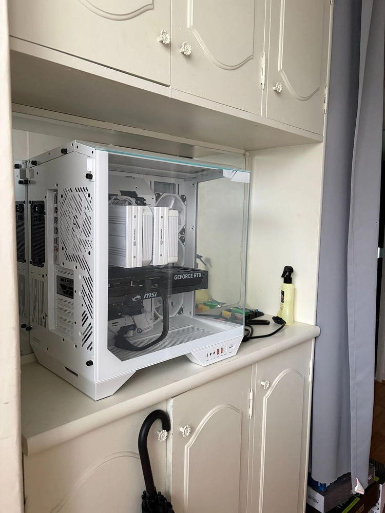 rtx5080 i7-14700k 고사양 컴퓨터 이미지