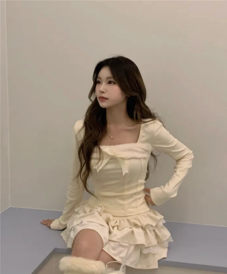 [크리스마스룩/리본탈부착] 퍼 리본 긴팔 티셔츠 이미지