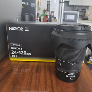 [신동급] Z마운트 24-120mm f/4 S 렌즈 이미지