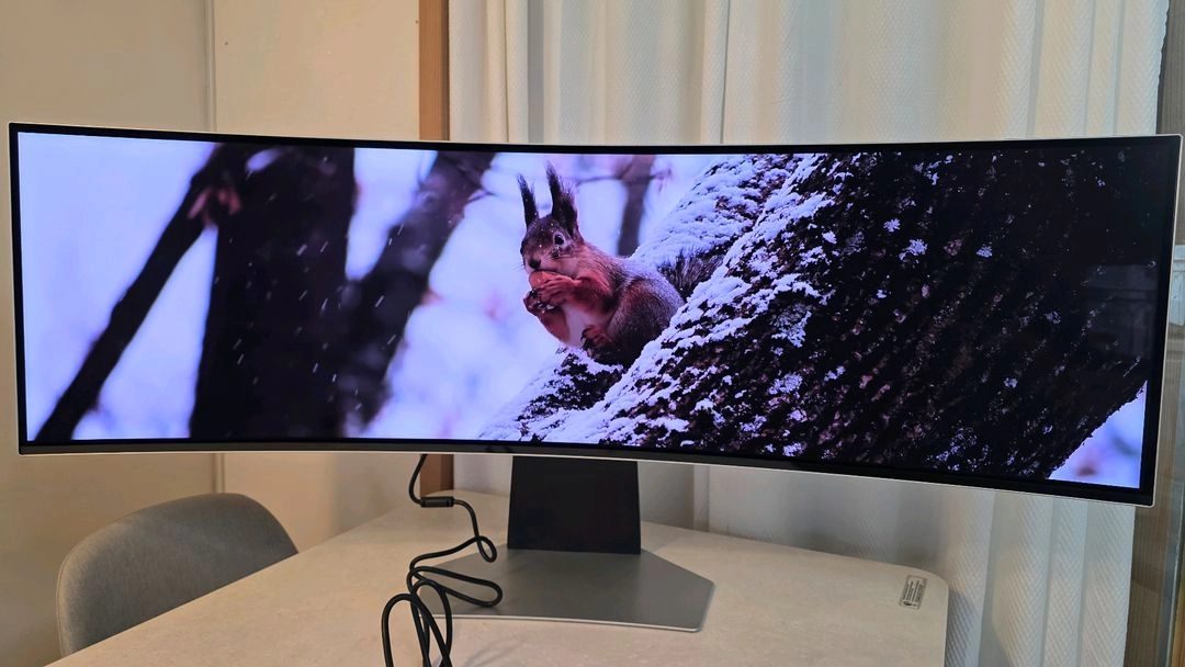 삼성 오디세이 G9 OLED 49인치 게이밍 모니터 이미지