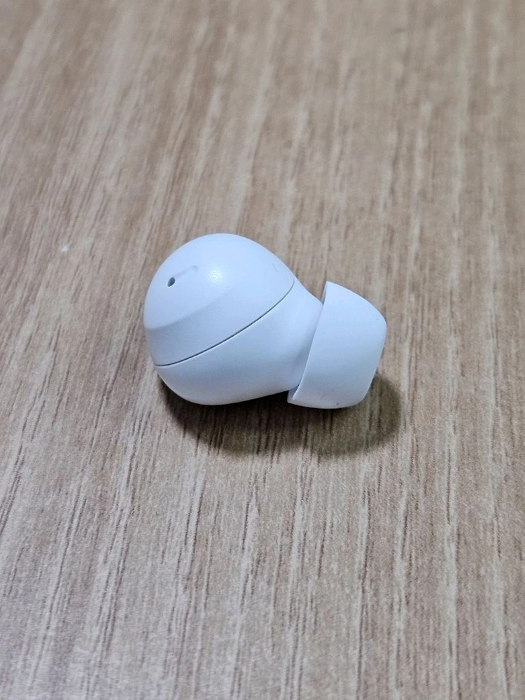 갤럭시 버즈2프로 화이트 오른쪽 SM-R510 이미지