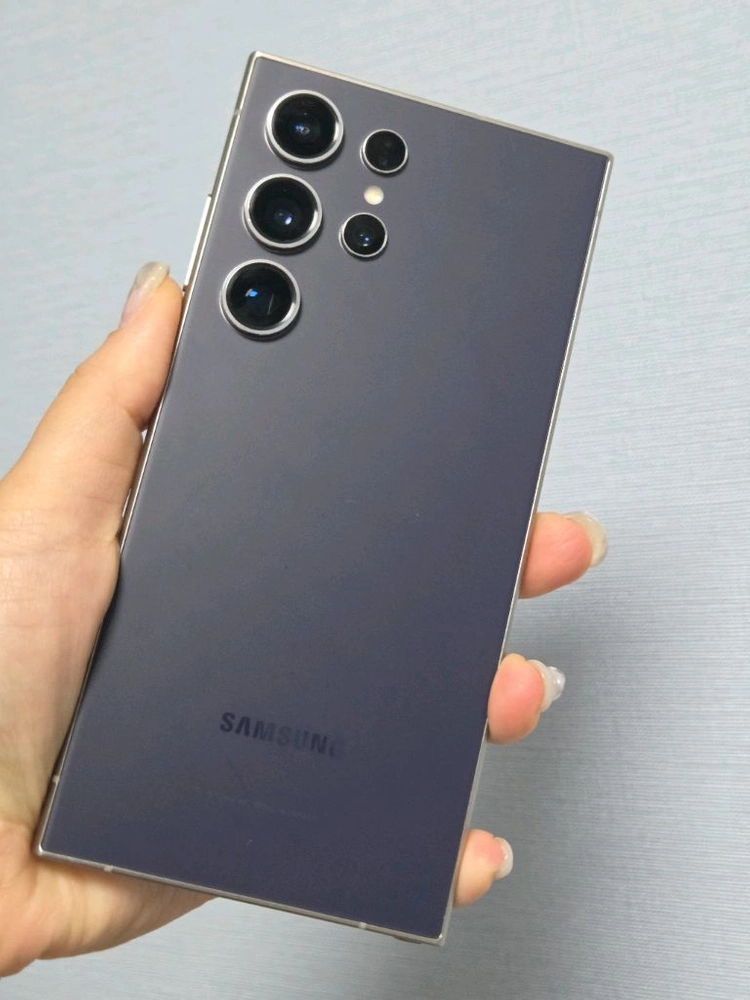 갤럭시 S24울트라 512G 자급제SS급 서울s24울트라 부산s24울트라 대구s24울트라 인천s24울트라 중고폰 이미지