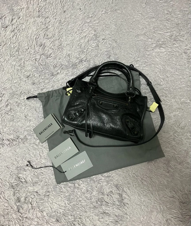 발렌시아가 806395 르 시티백 블랙 미니 이미지