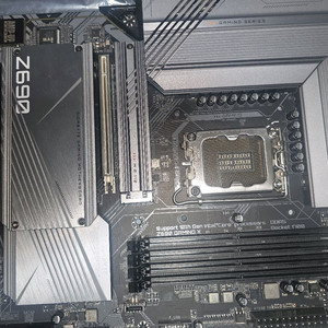 기가바이트 Z690 GAMING X DDR5 메인보드 이미지