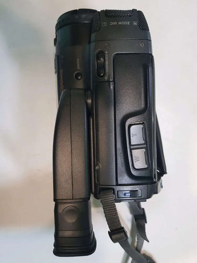 소니 캠코더 ccd-tr2000 이미지