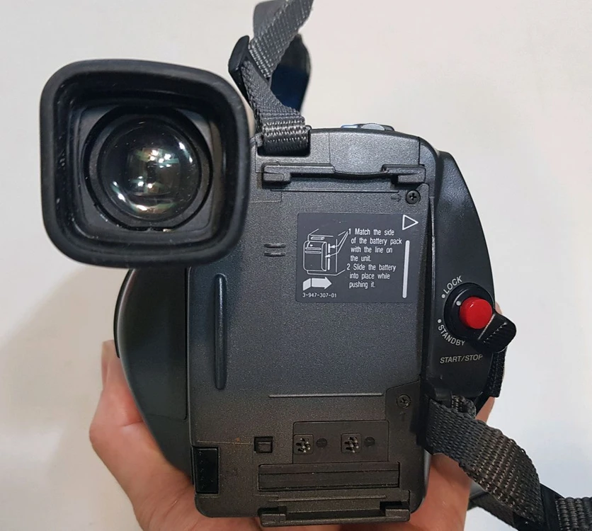 소니 캠코더 ccd-tr2000 이미지