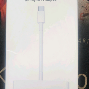 애플 USB-C VGA 멀티포트 어댑터 미개봉 이미지