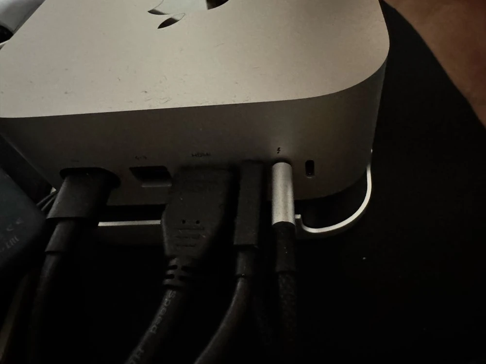 애플 맥 미니 M4 (16GB / 256GB) + 사테치 Mac Mini M4 전용 스탠드 멀티 허브 이미지