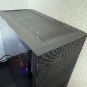 고사양 게이밍 컴퓨터 완본체 (5800x3d / 4070ti / 32G / 3TB) 이미지