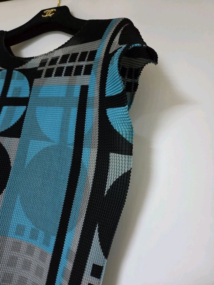 미 이세이미야케 me ISSEY MIYAKE 기하학 프린트 탑 (F) 이미지