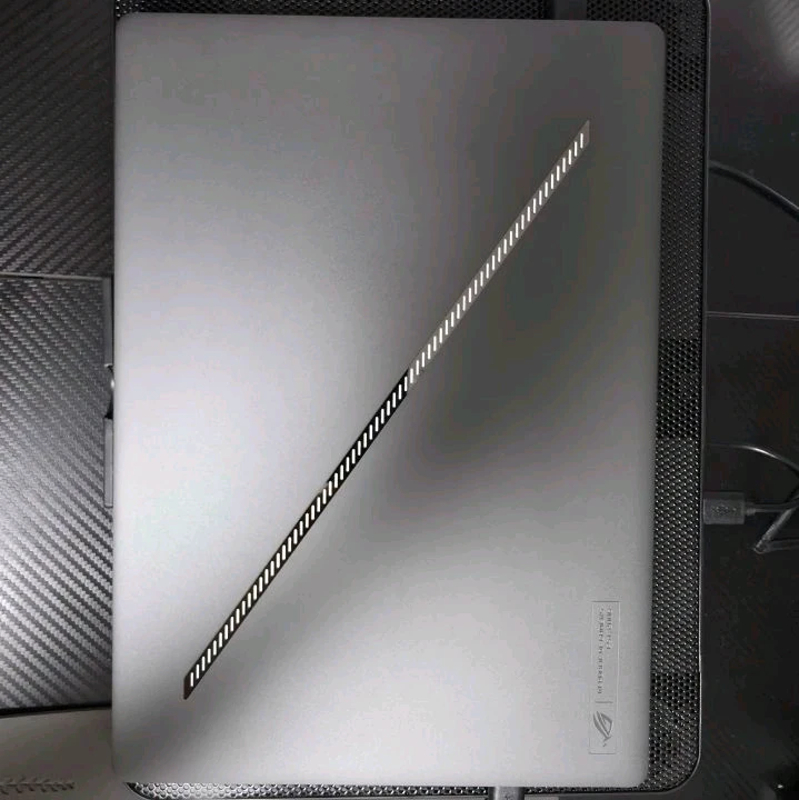 에이수스 ROG 제피러스 G14 2025] RTX5060 / 라이젠9 / 32GB / 1TB OLED 이미지