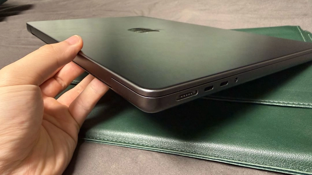 맥북프로 macbook pro 14 m3 pro 14인치 이미지