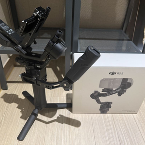 사용감x DJI RS5 짐벌 스탠다드+핸들 판매 이미지