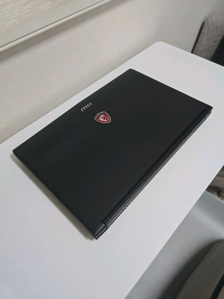 15인치 MSI 고성능 i7 사무/게이밍 노트북(16GB,1.25TB) 이미지