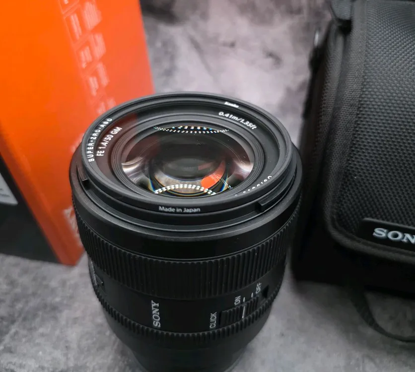 소니 FE 50mm F1.4 GM 렌즈 특S급 이미지