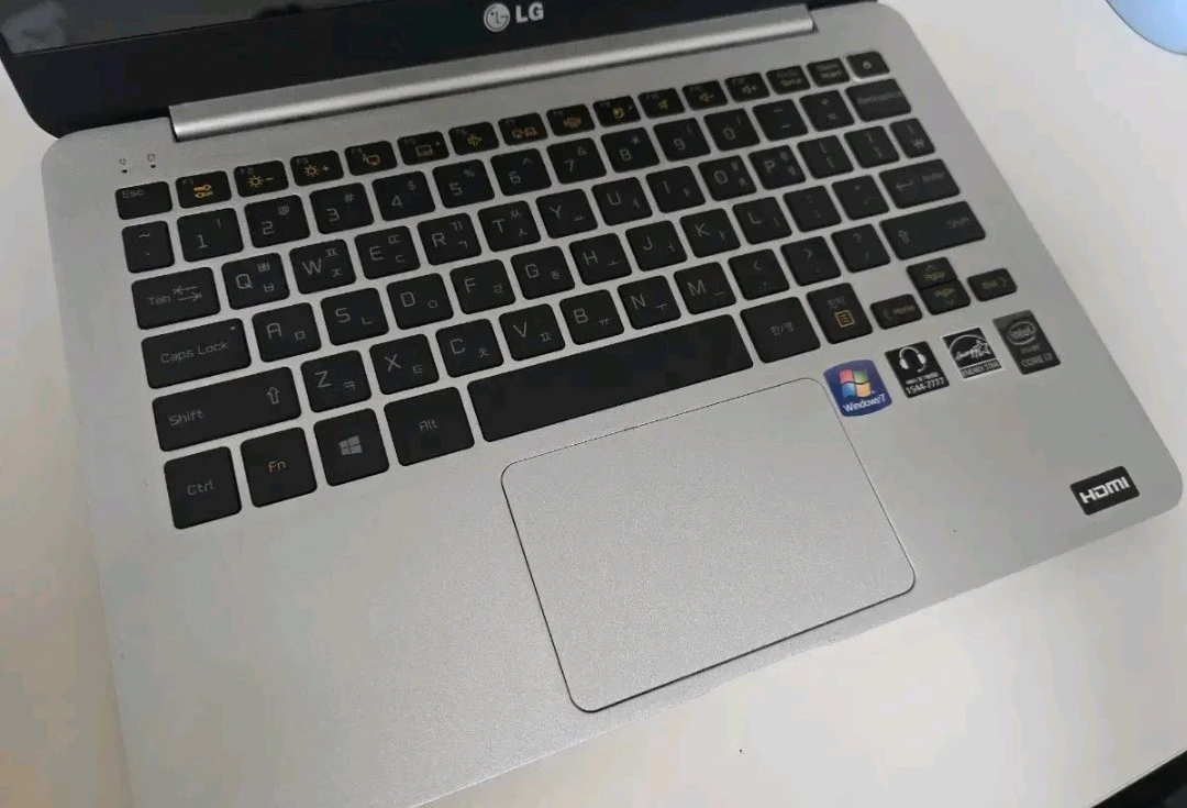 lg 초경량 슬림/ssd탑재/고사양 울트라 노트북 이미지