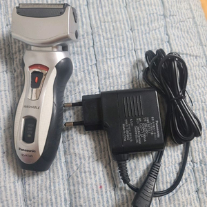 파나소닉 면도기 ES-RT40 이미지