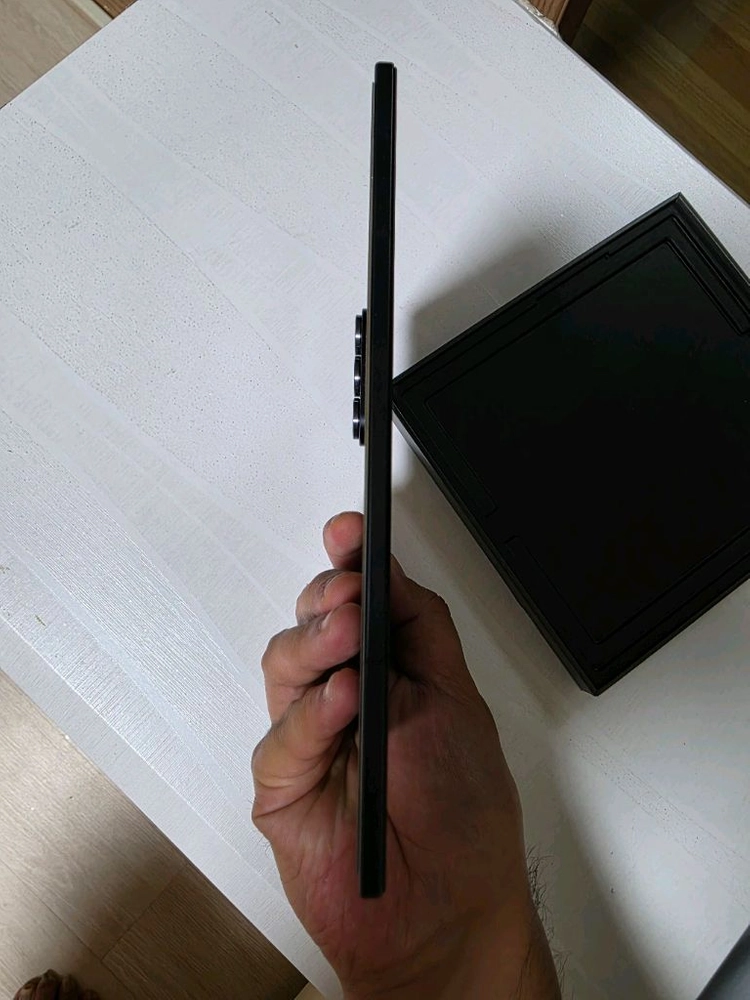 갤럭시Z폴드7 제트블랙 512GB 판매 (민트급) 이미지
