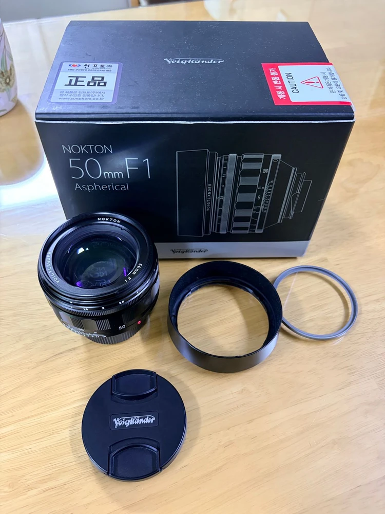 보이그랜더 50mm f1.0 VM 이미지