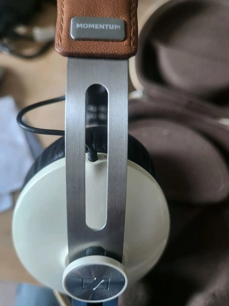 젠하이저 모멘텀 1세대 이미지