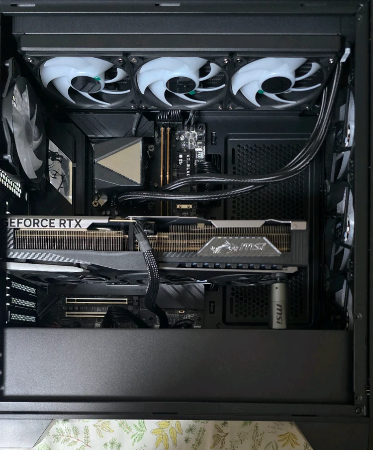 285K 뱅가드5080 본체판매합니다.(MSI Z890 UNIFY-X, 4TB, 64GB) - 안심되는 중고거래
