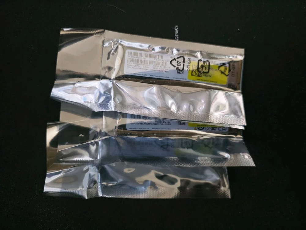 NVMe SSD 하이닉스 삼성 1TB pm9a1 pc801 9개 일괄판매 이미지