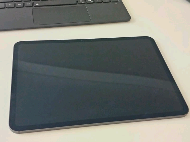 아이패드 프로 M4 11인치 Wifi 256 GB - 안심되는 중고거래