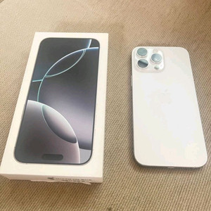 애플 아이폰 16 프로맥스 256GB 화이트 애케플 이미지
