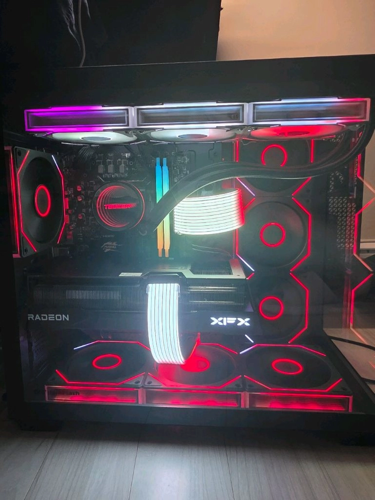 i5 14600K RX9070XT 하이엔드본체 팝니다 이미지
