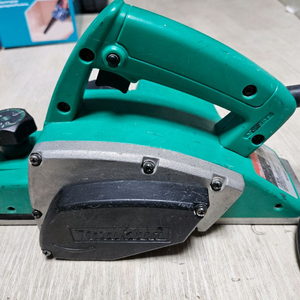 마끼다 전기대패 M193 이미지