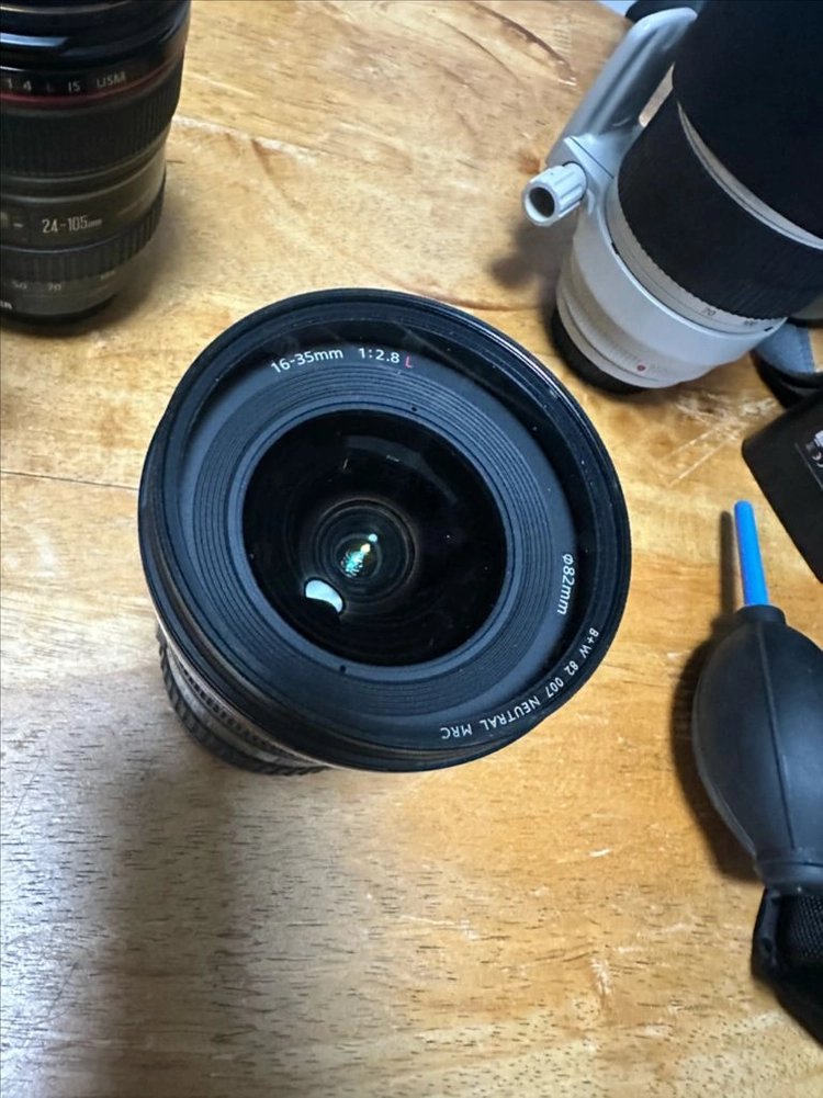 캐논 L렌즈(16-35mm) +캐논정품배터리 4개 +플래시 풀세트 이미지