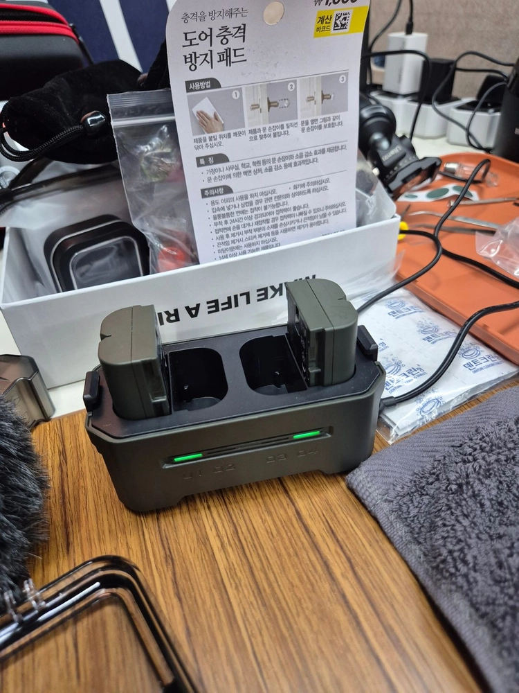 파격> 캐논 eos r5m2 + 틸타배터리 + 50mm 1.4 vcm + 노바칩스b 660gb + 고독스v100c 이미지