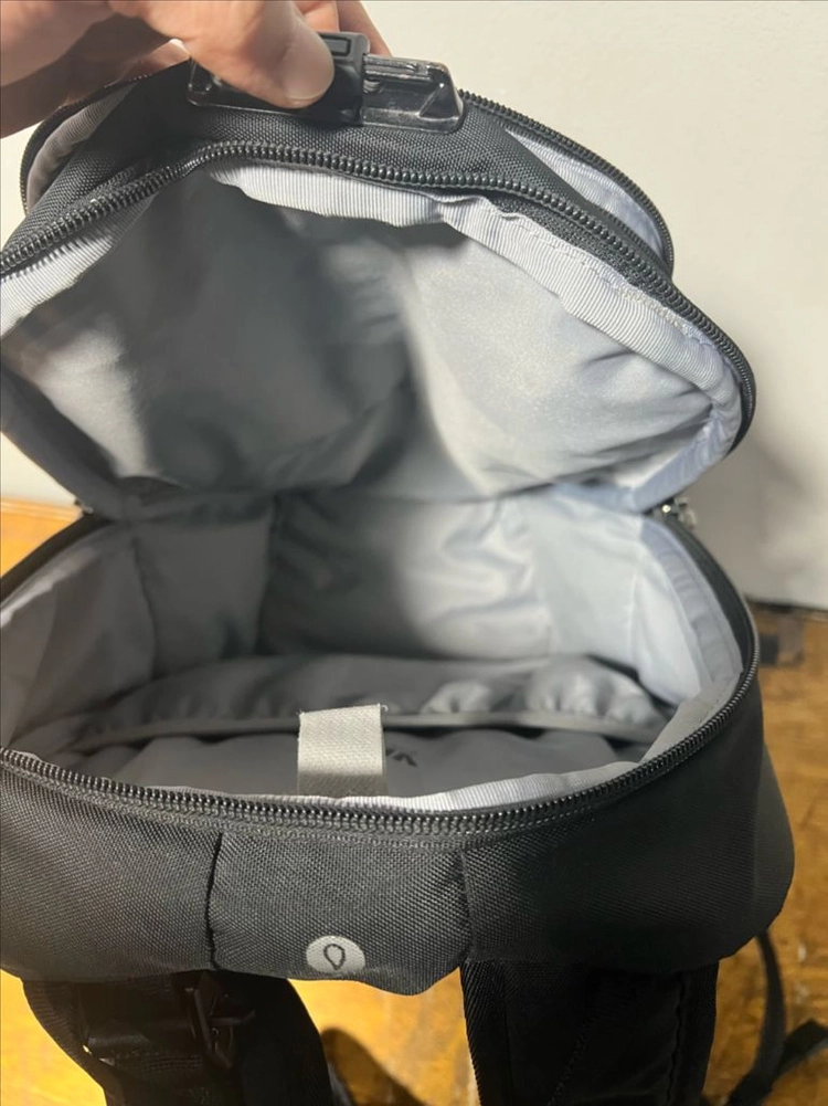 pacsafe 백팩 vibe 20L 이미지